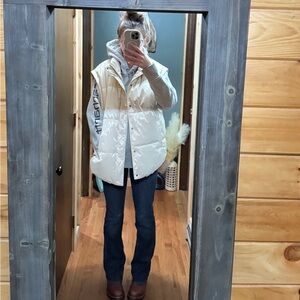Stylish Cream Aerie Puffer Vest - M